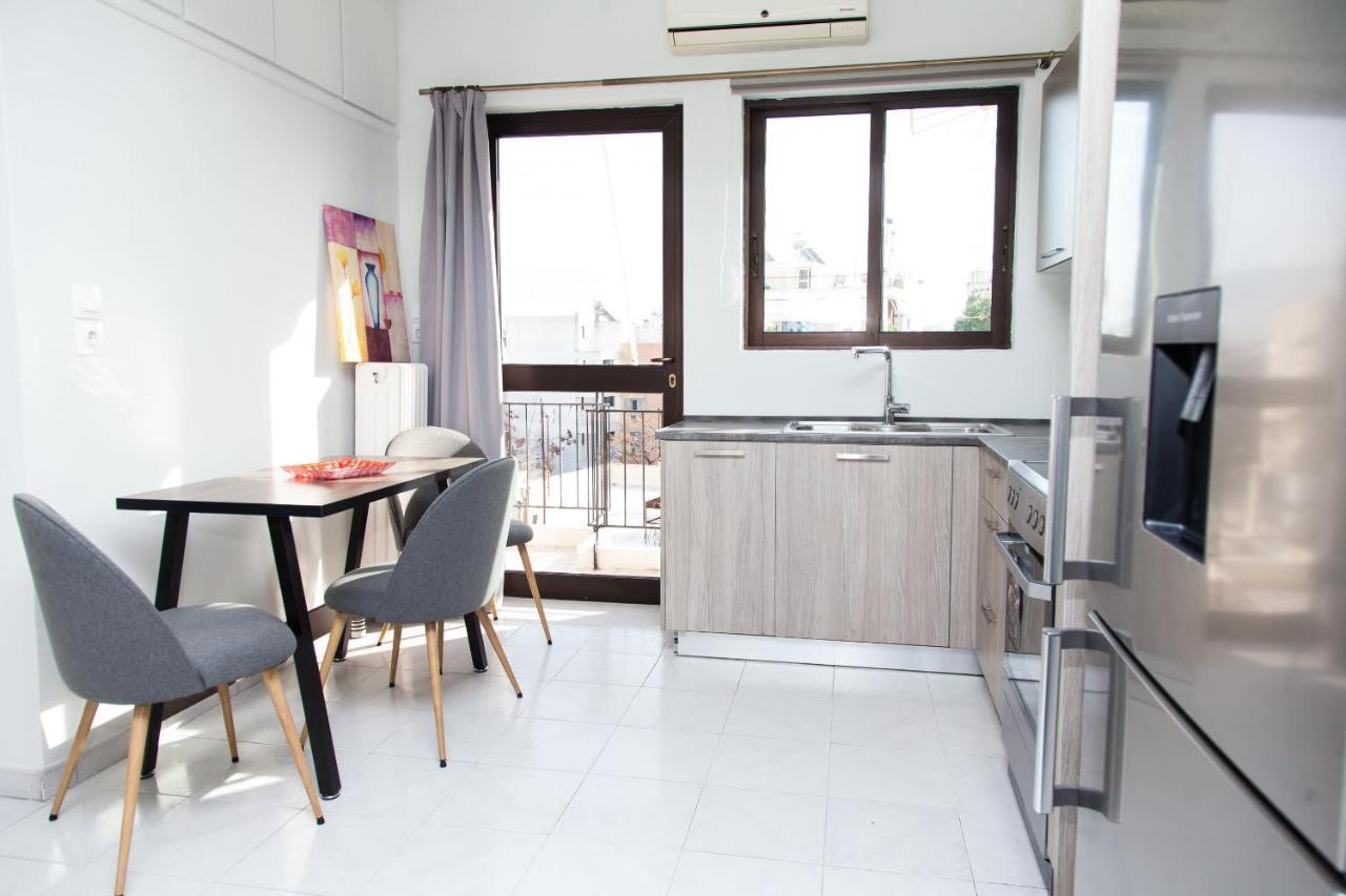 Modern Apt In Heart Of Paleo Faliro! Apartamento Atenas Exterior foto